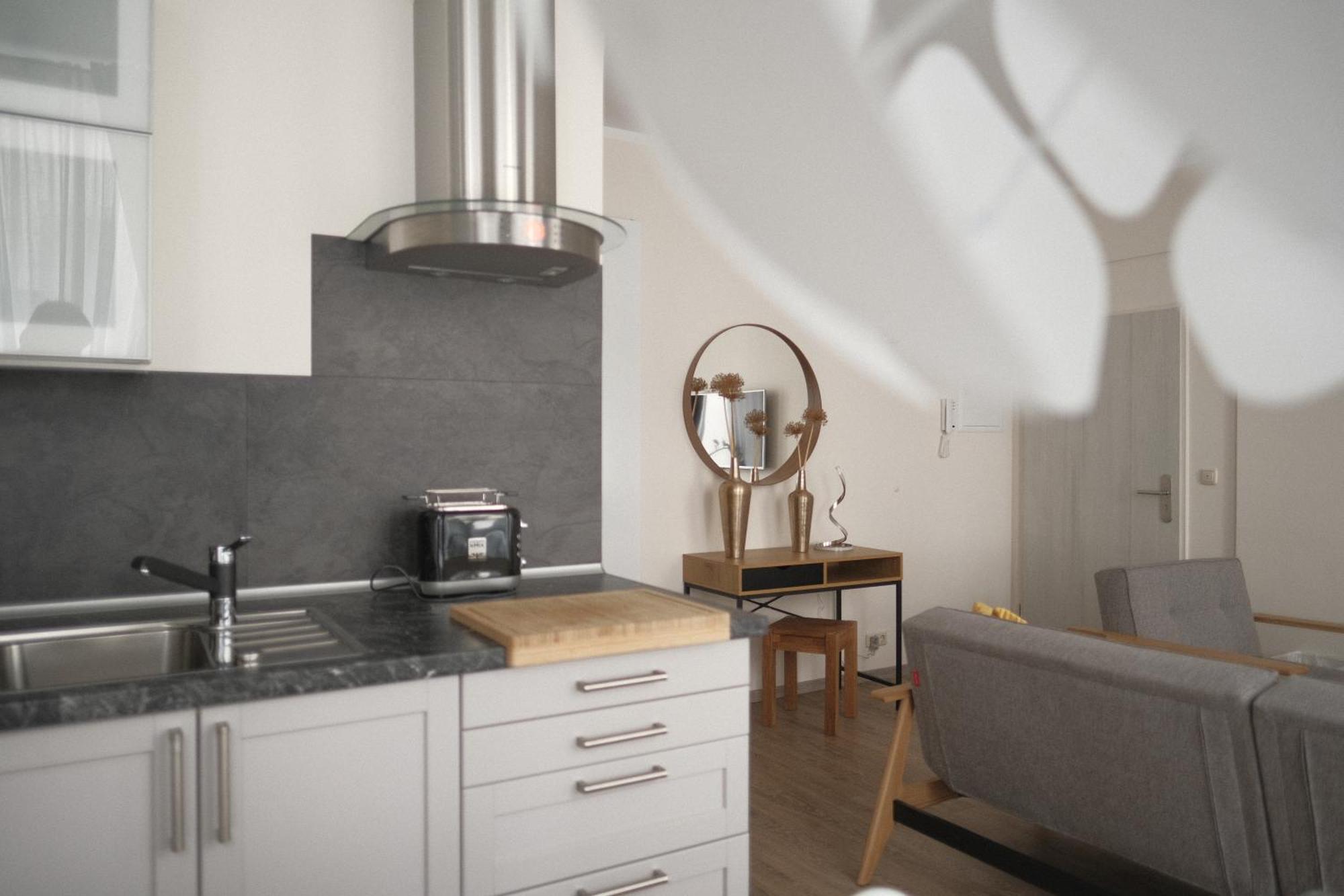 Apartments Zur Alten Konditorei 什未林 客房 照片